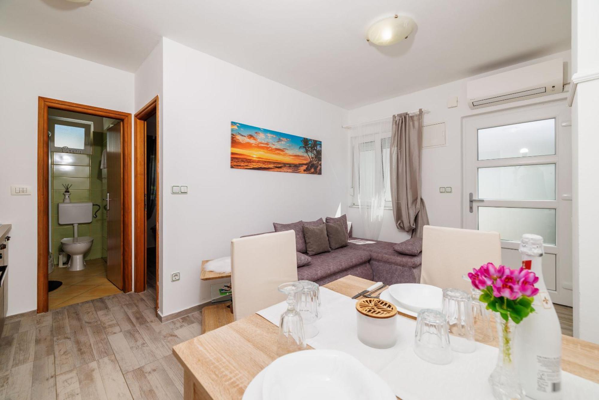 Apartments Luna Цриквениця Екстер'єр фото